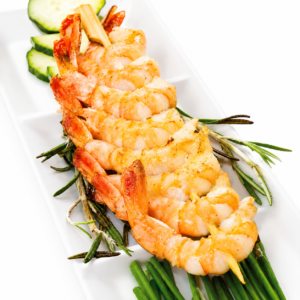 Brocheta de langostinos